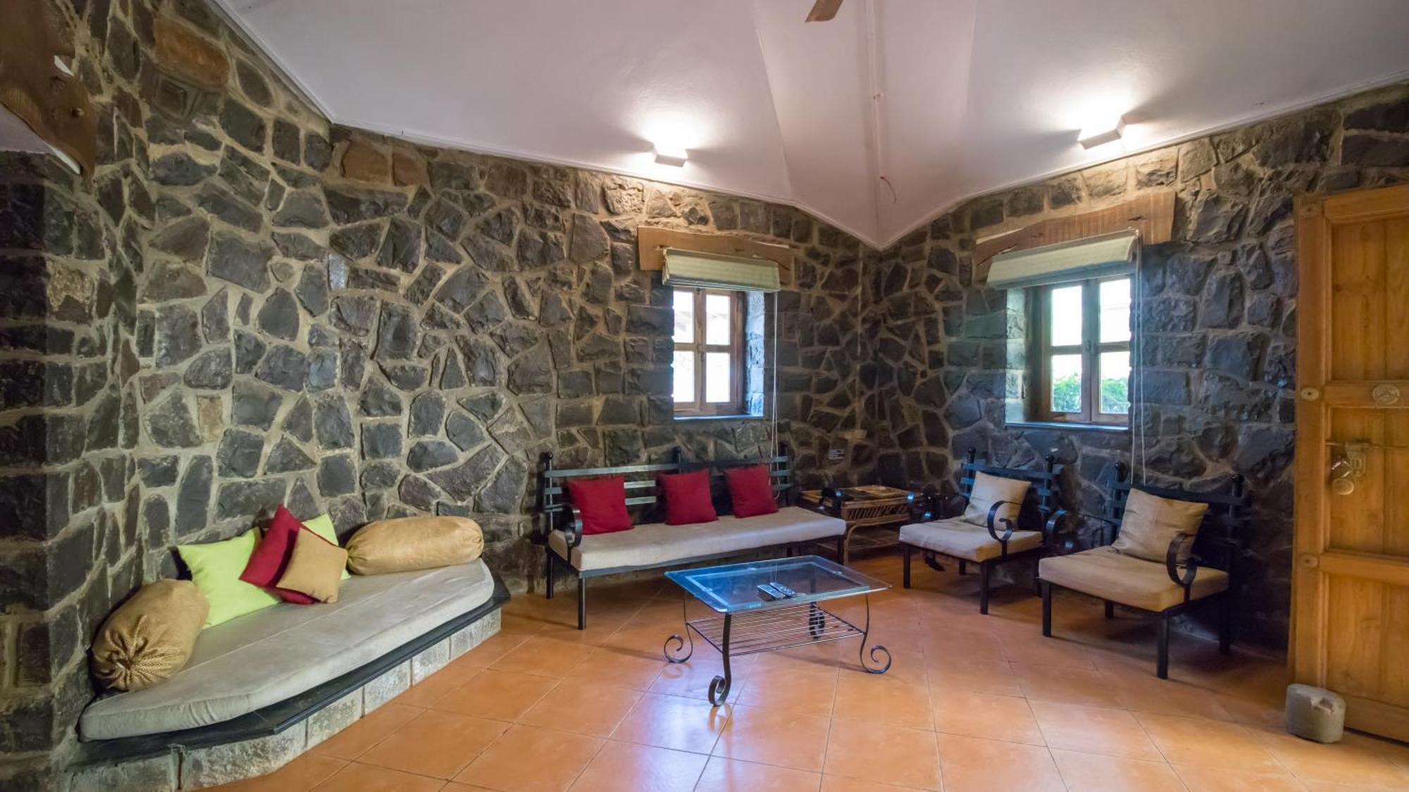 Nisarg Resort Kolhápur Kültér fotó